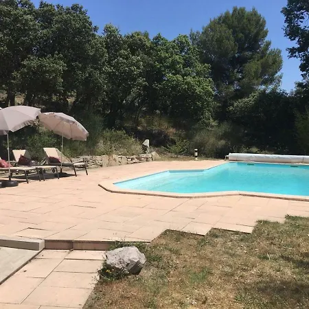 Dans Les Collines Pres De Nyons Venterol (Drome)